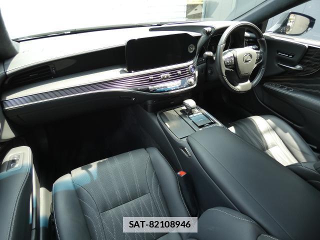 Lexus LS 2022-10 7794552-6