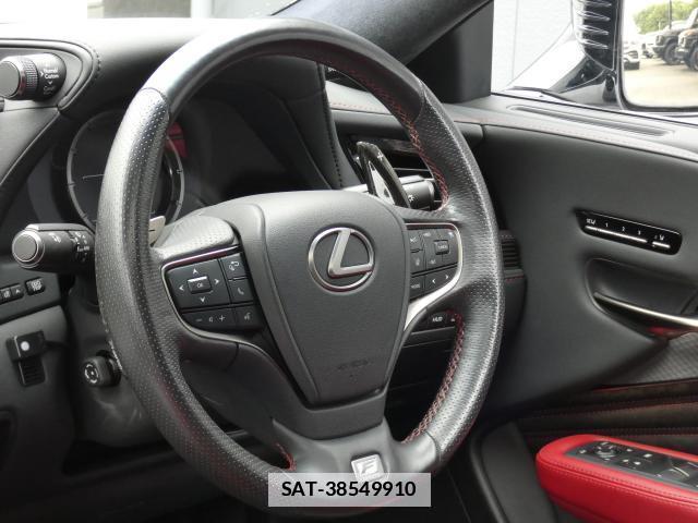 Lexus LS 2022-01 7794554-10