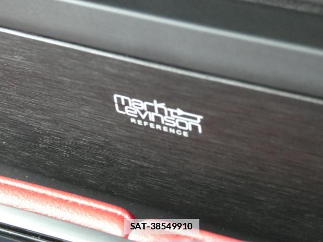 Lexus LS 2022-01 7794554-15
