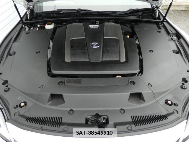 Lexus LS 2022-01 7794554-19