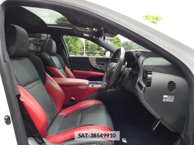 Lexus LS 2022-01 7794554-7