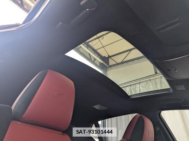Lexus LS 2018-01 7795308-12