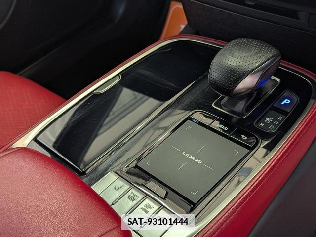 Lexus LS 2018-01 7795308-13