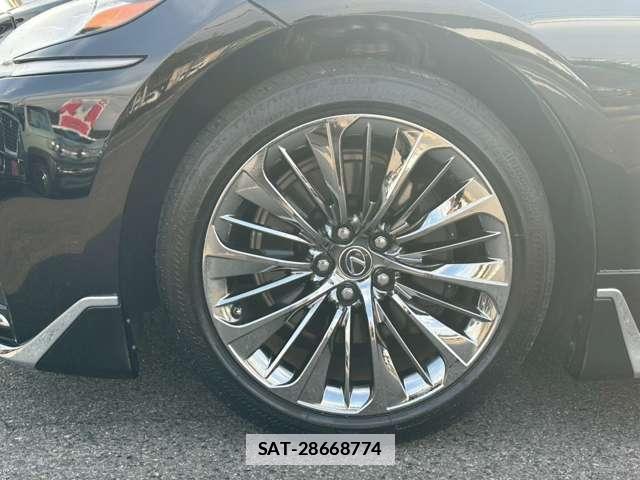 Lexus LS 2017-12 7795634-13
