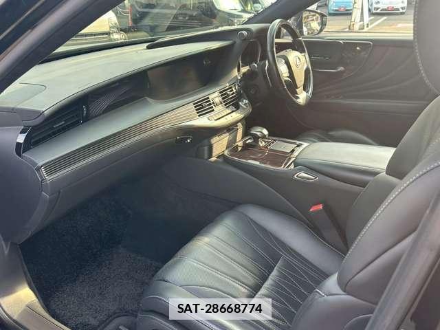 Lexus LS 2017-12 7795634-7