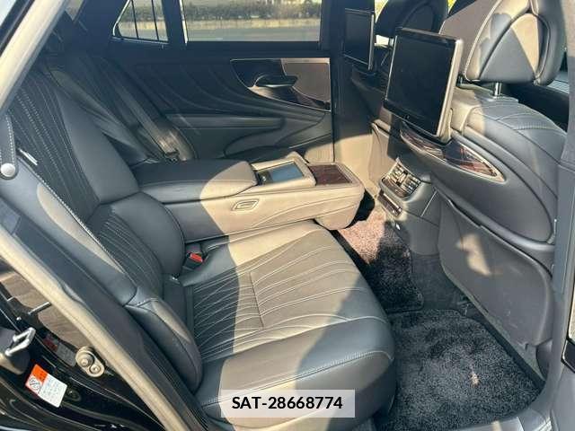 Lexus LS 2017-12 7795634-8