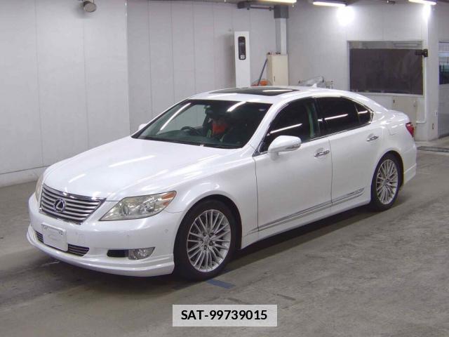 Lexus LS 2011-12 7796125-5