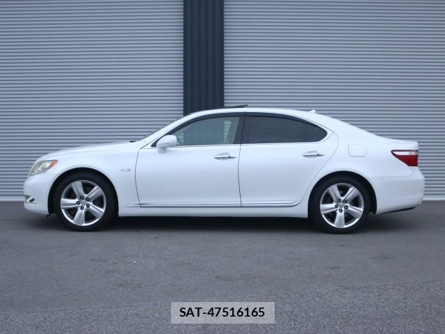 Lexus LS 2006-11 7796274-10