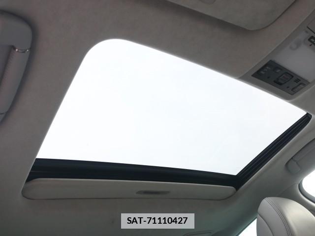 Lexus LS 2016-01 7796366-16
