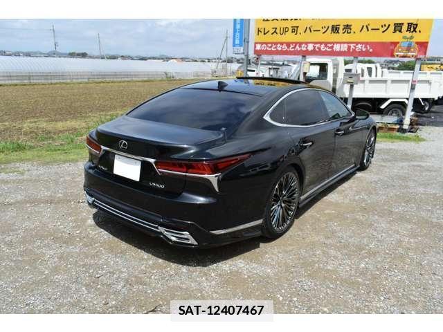 Lexus LS 2018-02 7796517-9