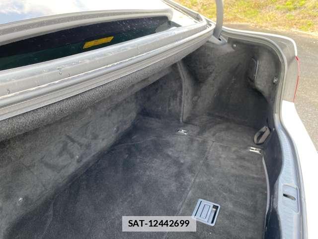 Lexus LS 2012-02 7796951-11