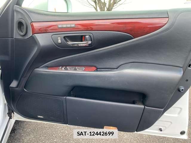 Lexus LS 2012-02 7796951-13