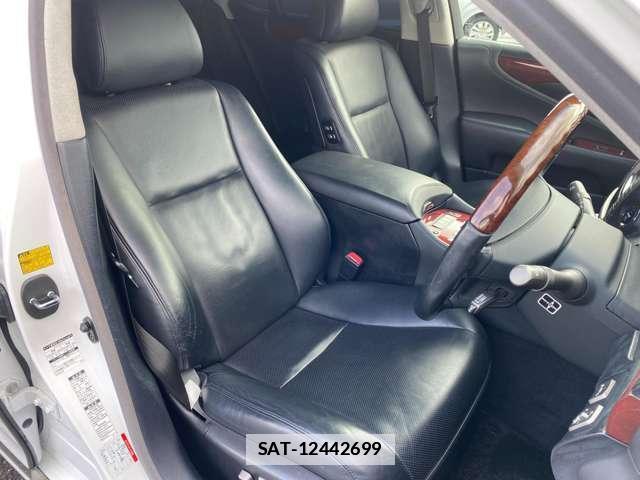 Lexus LS 2012-02 7796951-3