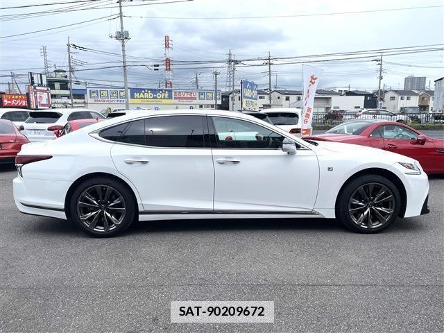 Lexus LS 2018-01 7798241-3