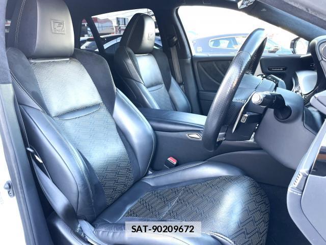 Lexus LS 2018-01 7798241-5