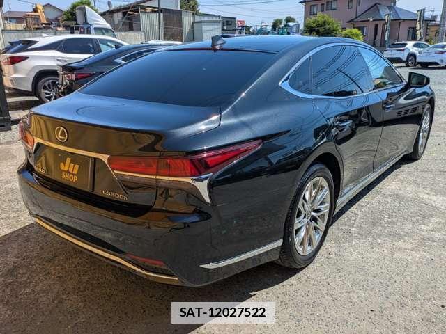 Lexus LS 2017-11 7798690-1