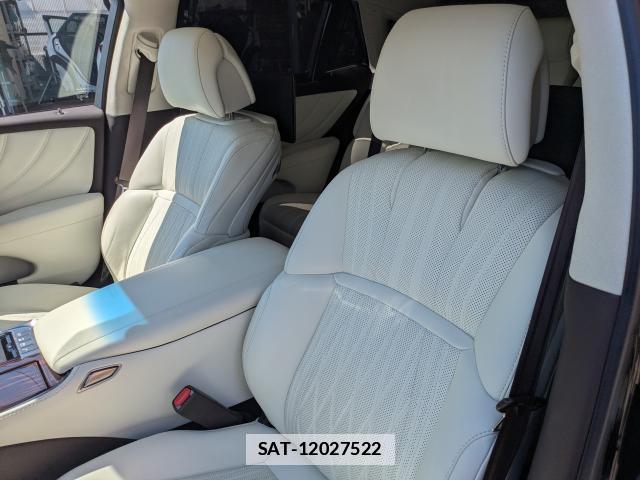 Lexus LS 2017-11 7798690-17