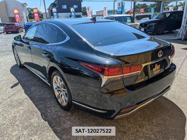 Lexus LS 2017-11 7798690-7