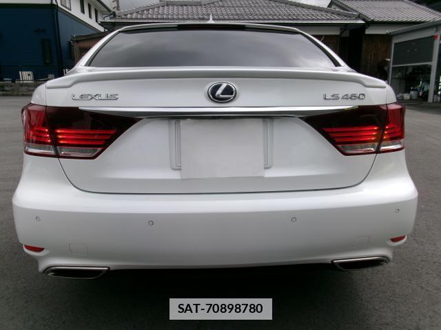 Lexus LS 2015-02 7800526-11