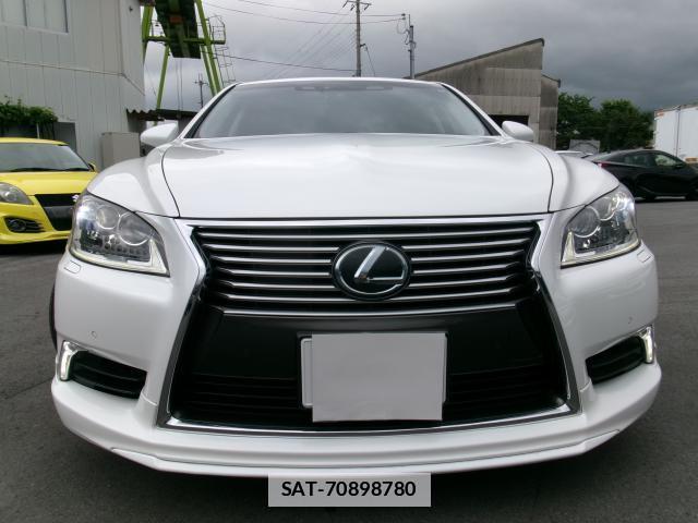 Lexus LS 2015-02 7800526-9