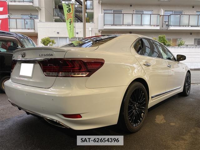 Lexus LS 2015-03 7800710-6