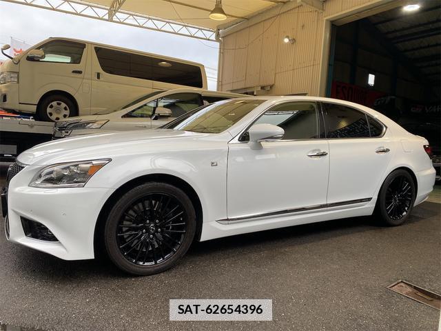 Lexus LS 2015-03 7800710-8