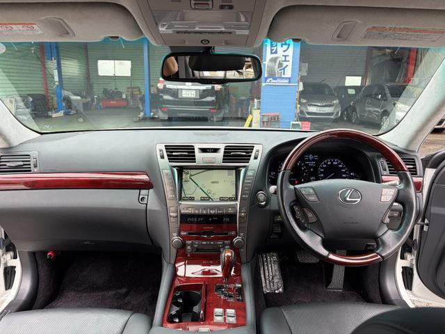 Lexus LS 2006-11 7802172-18