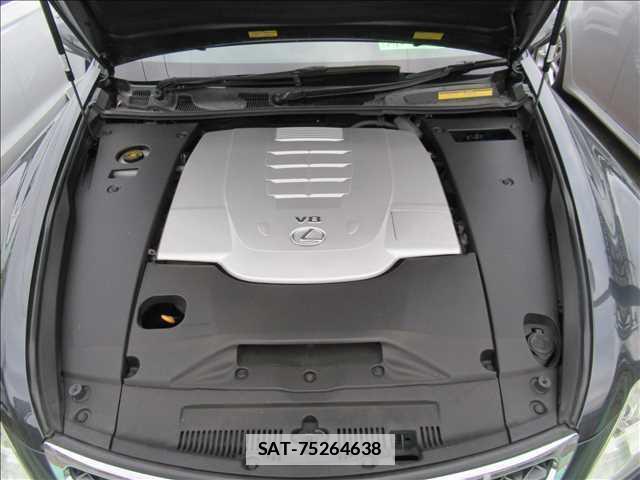 Lexus LS 2010-02 7802657-19