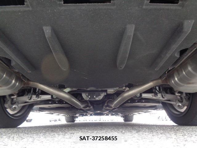 Lexus LS 2021-05 7802902-11