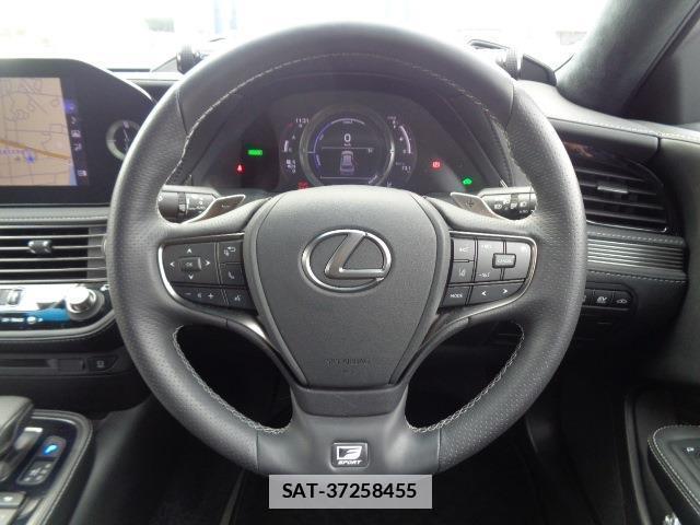 Lexus LS 2021-05 7802902-5