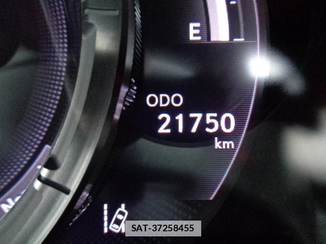Lexus LS 2021-05 7802902-9