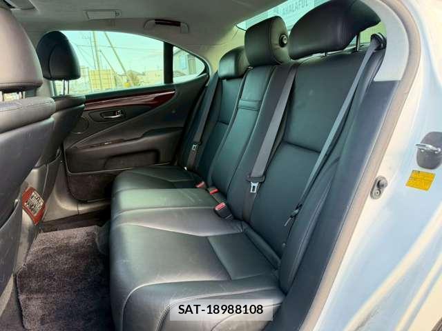 Lexus LS 2007-09 7803595-11