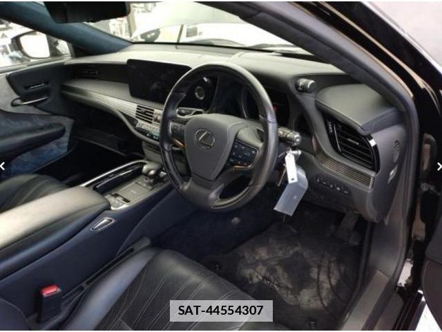 Lexus LS 2021-01 7803764-2
