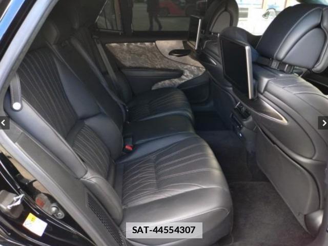 Lexus LS 2021-01 7803764-3