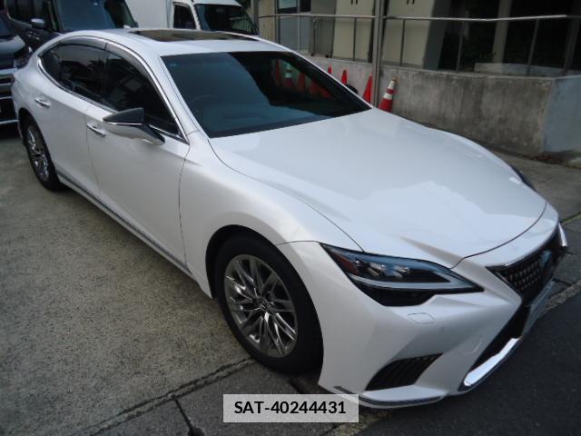 Lexus LS 2021-03 7804626-11