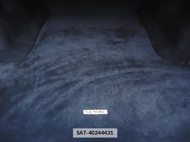 Lexus LS 2021-03 7804626-18