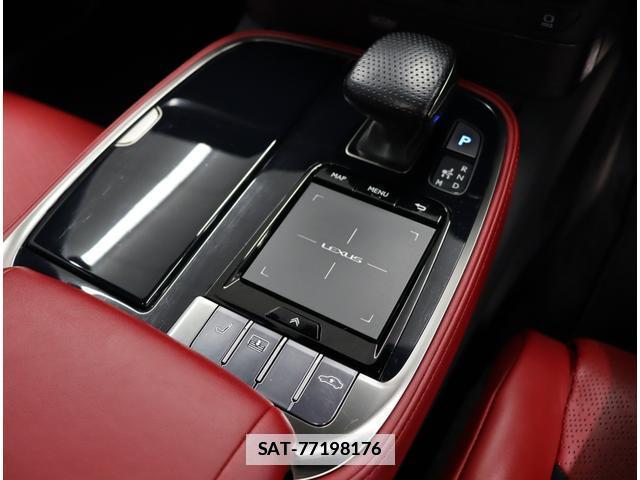 Lexus LS 2020-03 7805452-10