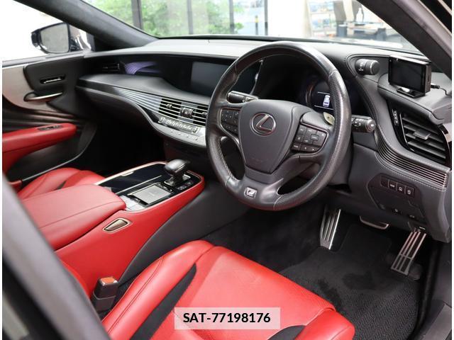 Lexus LS 2020-03 7805452-4
