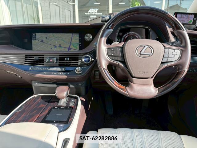 Lexus LS 2018-03 7806199-9