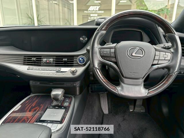 Lexus LS 2017-12 7806201-9