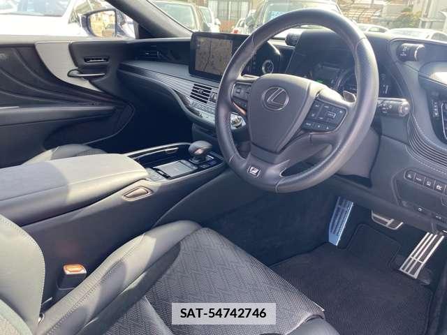 Lexus LS 2021-02 7806447-2