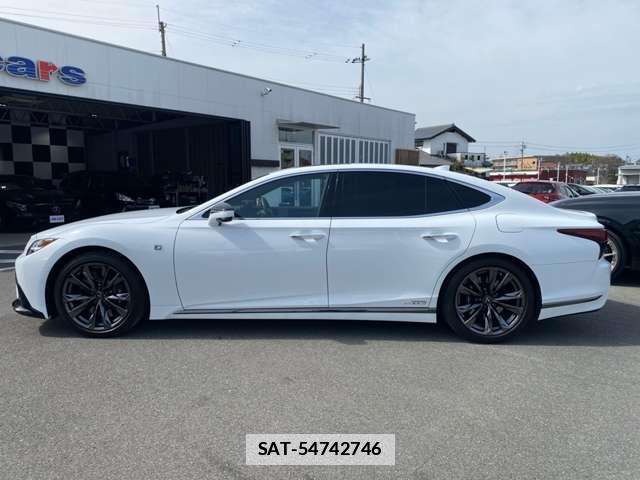 Lexus LS 2021-02 7806447-5