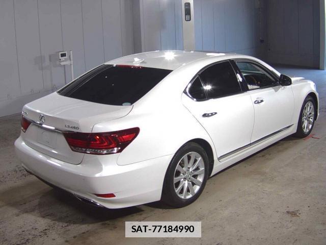 Lexus LS 2013-05 7810426-1