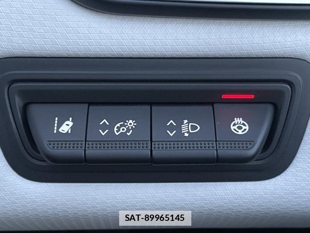 Renault LUTECIA 2021-02 7795267-18
