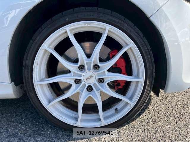 Renault LUTECIA 2013-11 7795715-12