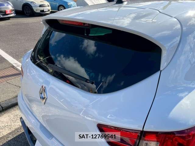 Renault LUTECIA 2013-11 7795715-13
