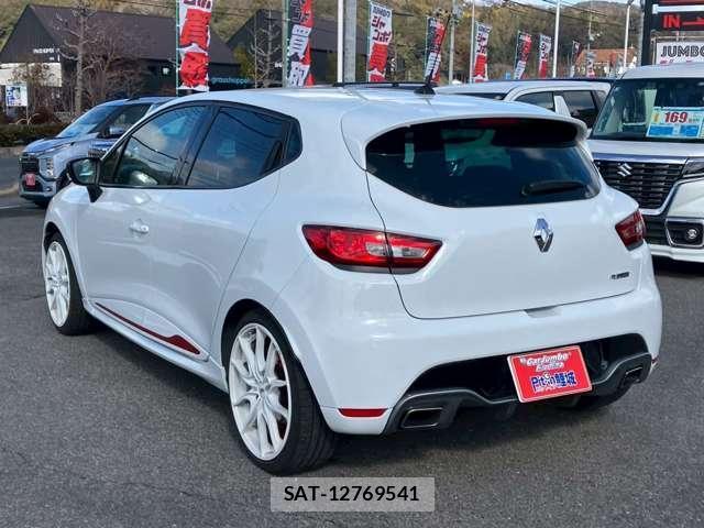 Renault LUTECIA 2013-11 7795715-15