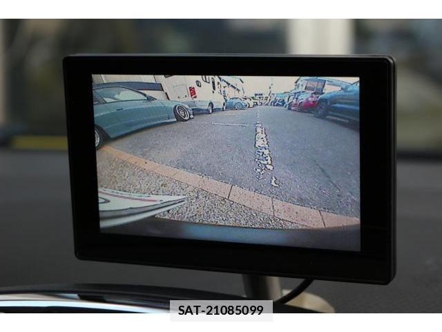 Renault LUTECIA 2015-08 7797728-12