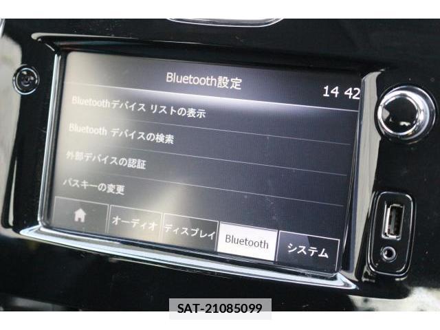 Renault LUTECIA 2015-08 7797728-4