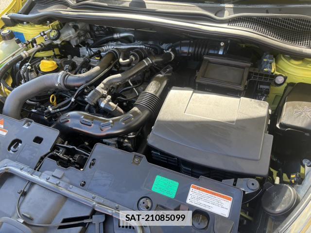 Renault LUTECIA 2015-08 7797728-7